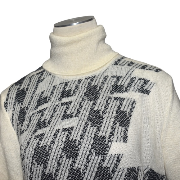 Maison Martin Margiela Deconstructed Houndstooth Knit Turtleneck Sweater - Picture 2 of 10